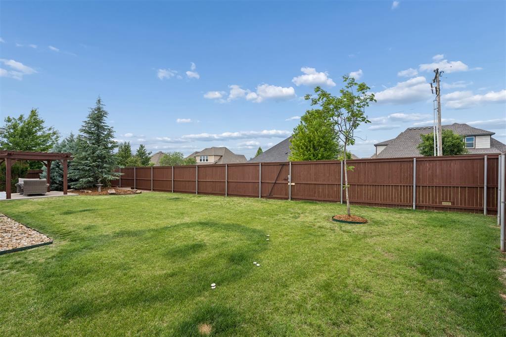 901 NW 184th Court