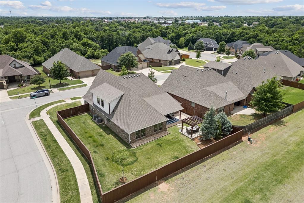901 NW 184th Court