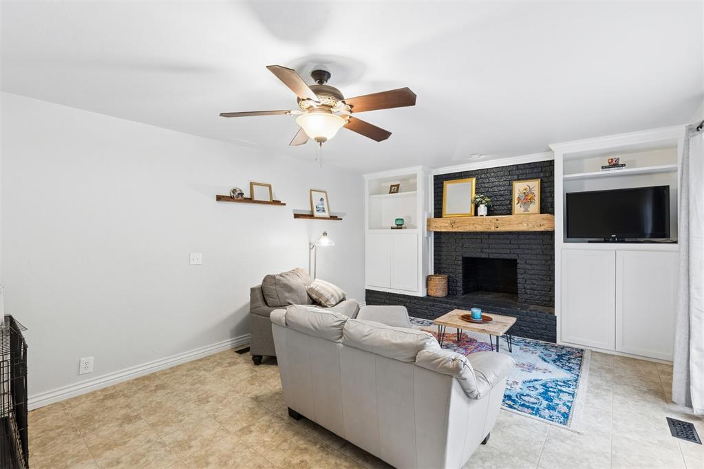 3601 NE 142nd Court