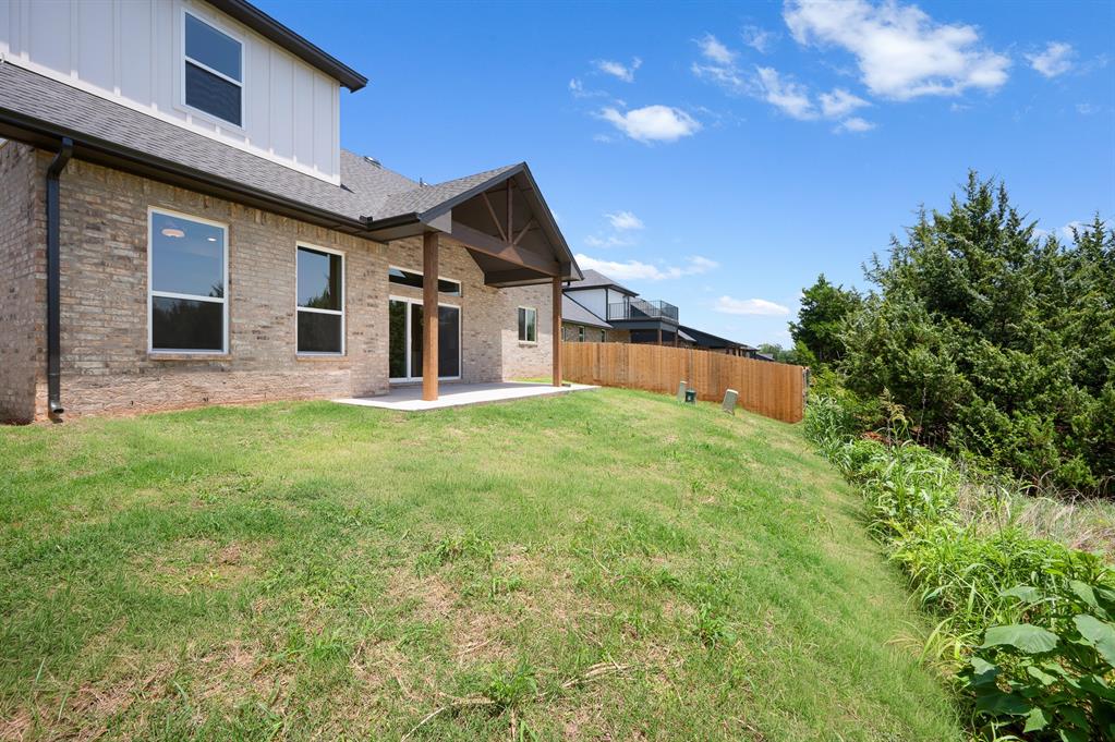 5812 NW 154th Terrace