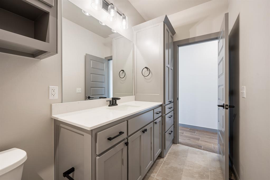 4105 NW 180th Terrace