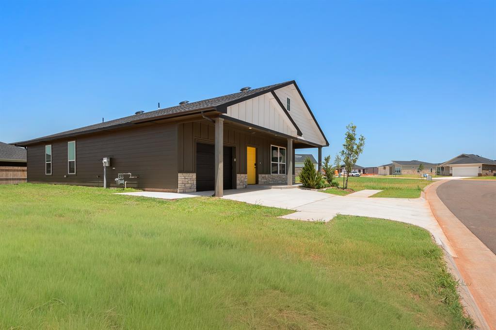 4105 NW 180th Terrace