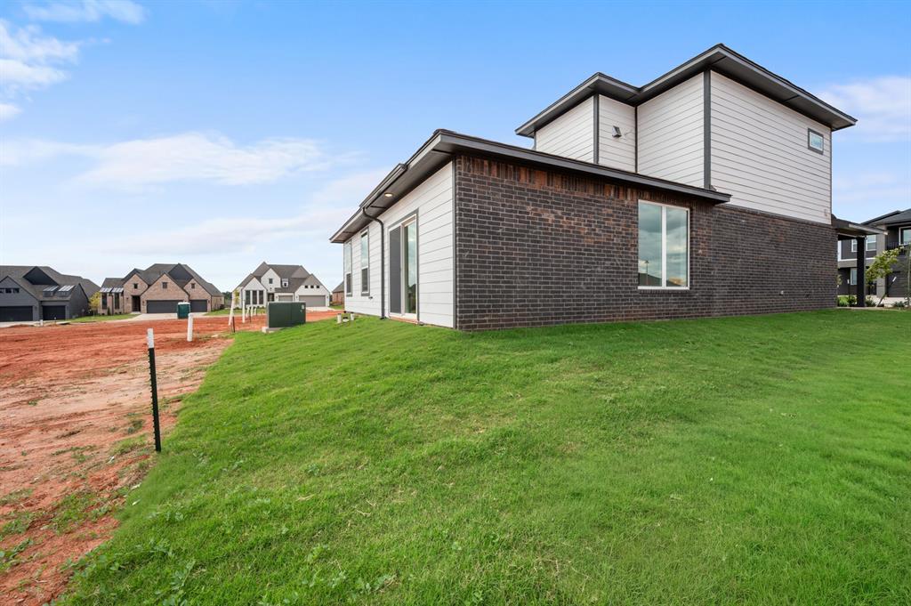 4212 NW 180th Terrace