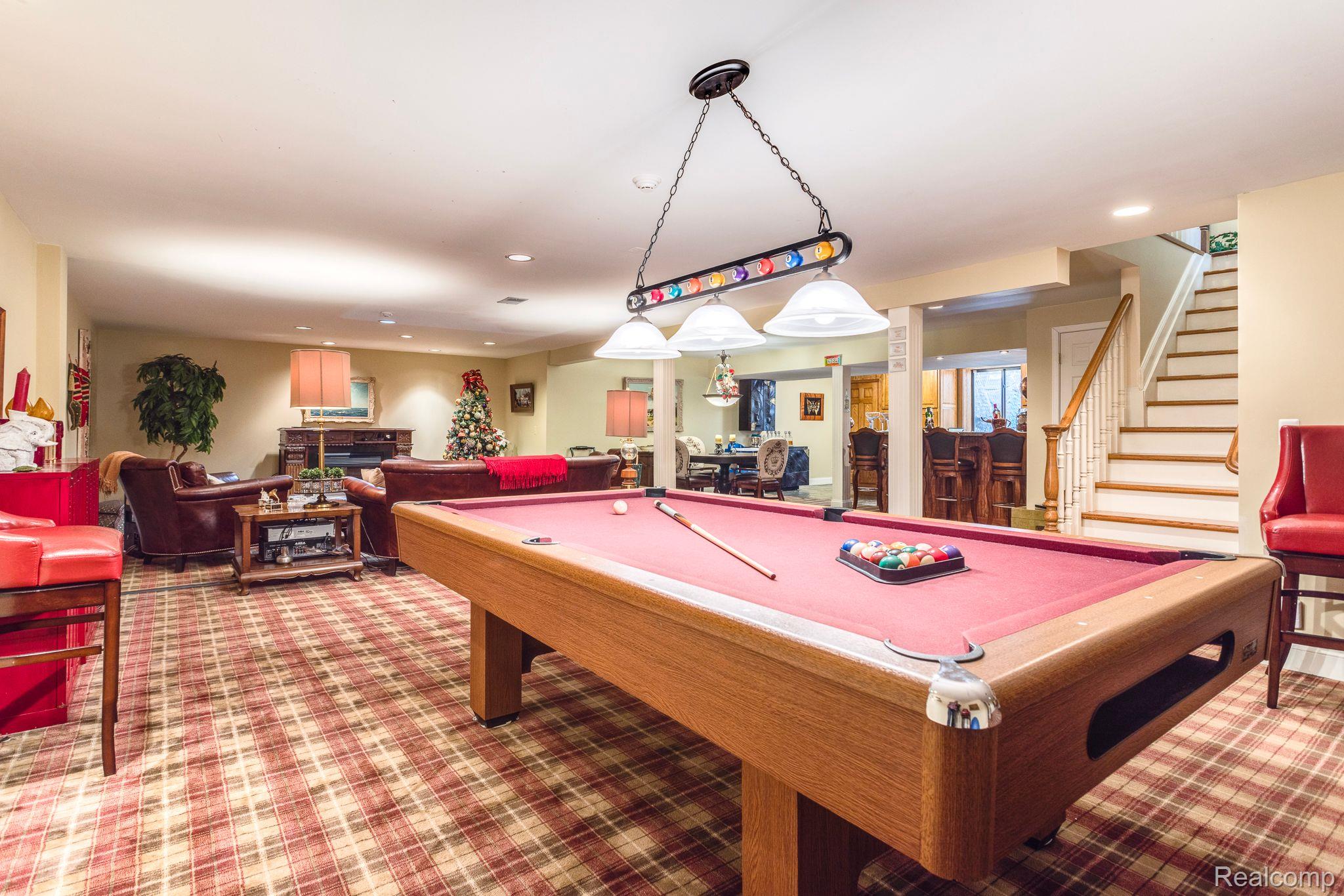 1500 EDISON SHORES Place 34