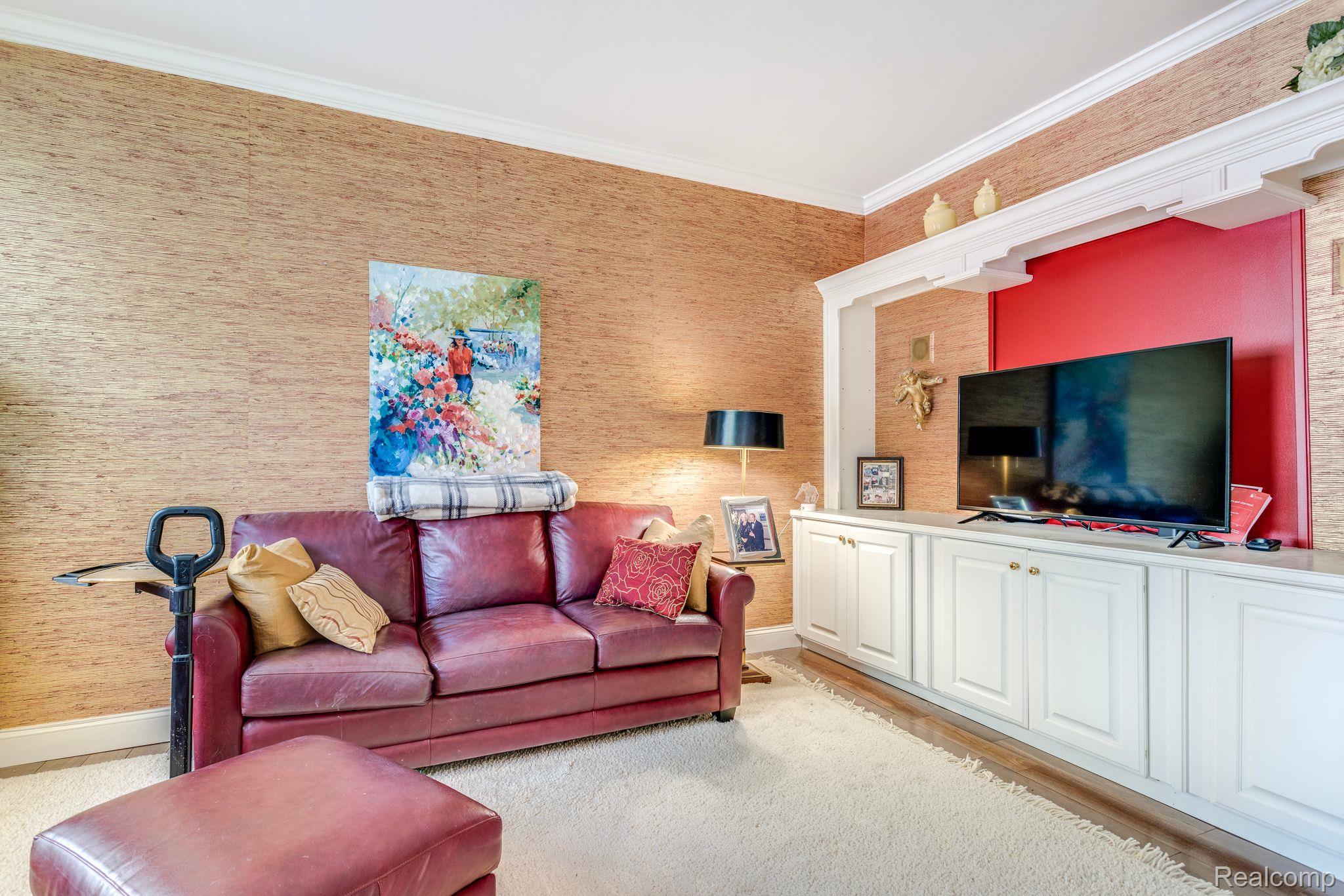 1500 EDISON SHORES Place 34