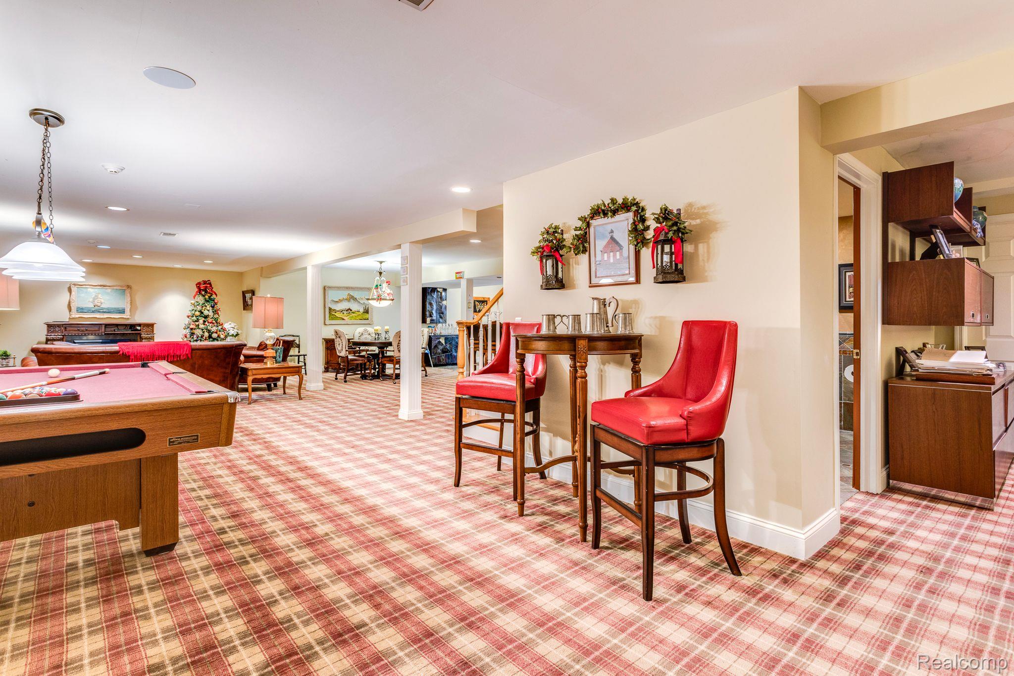 1500 EDISON SHORES Place 34