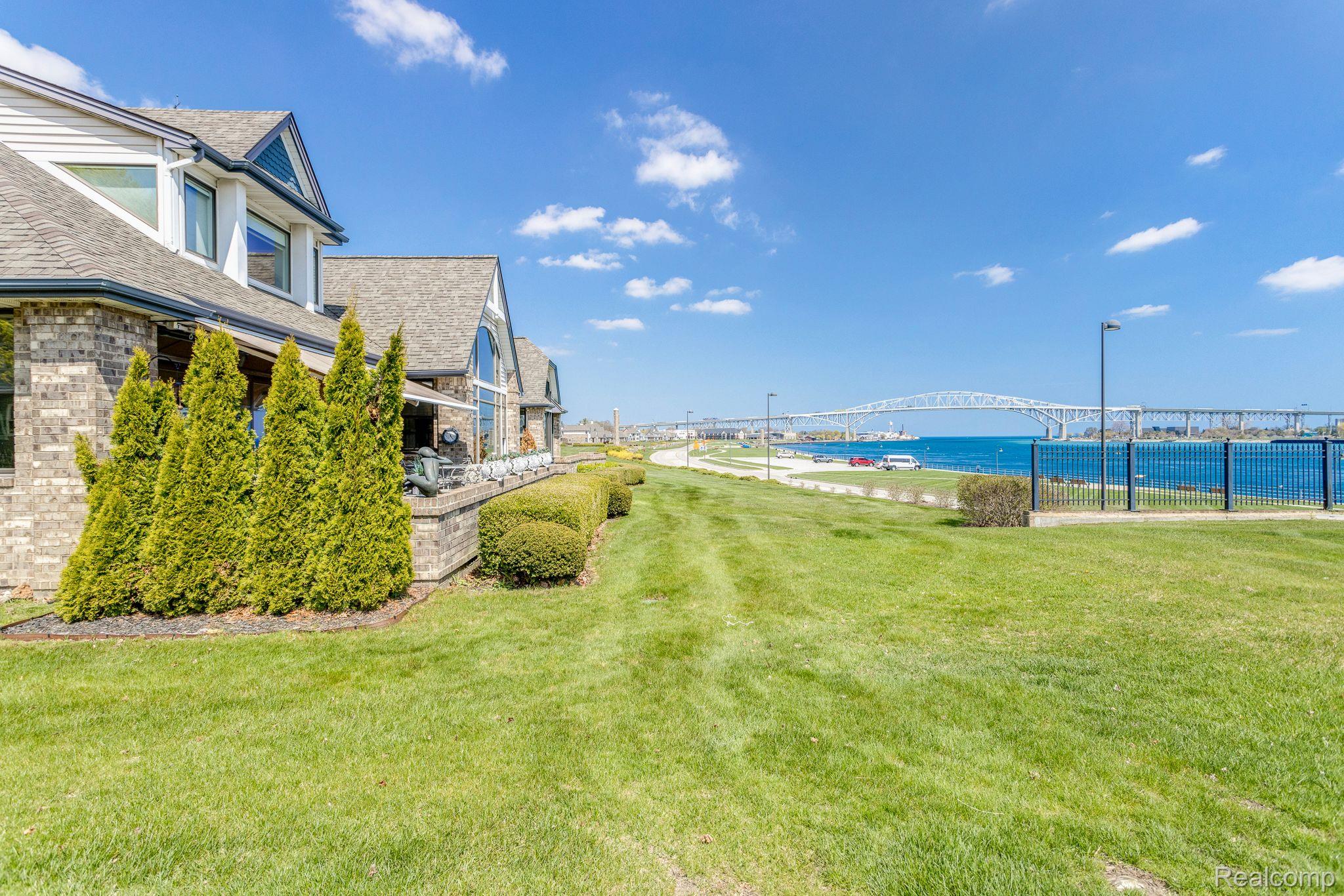 1500 EDISON SHORES Place 34