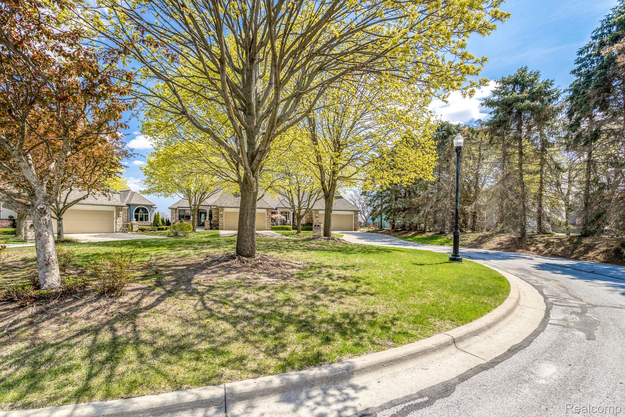 1500 EDISON SHORES Place 34