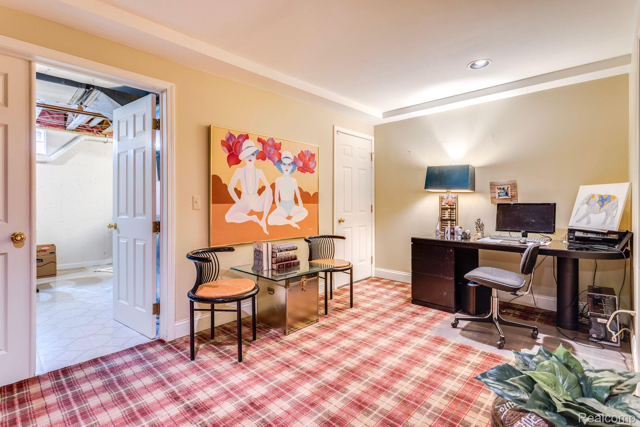 1500 EDISON SHORES Place 34