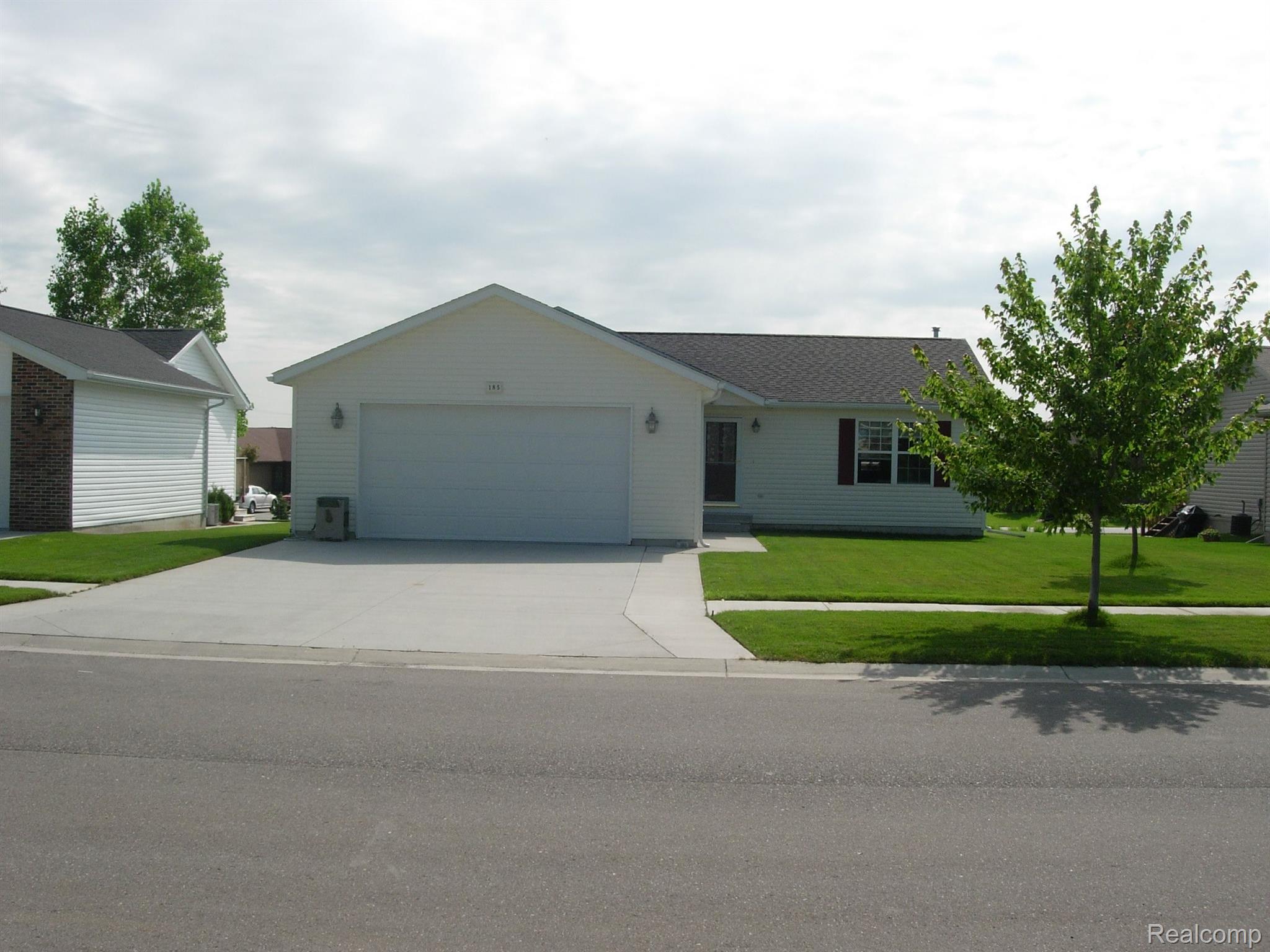 185 HARBOR VIEW Drive