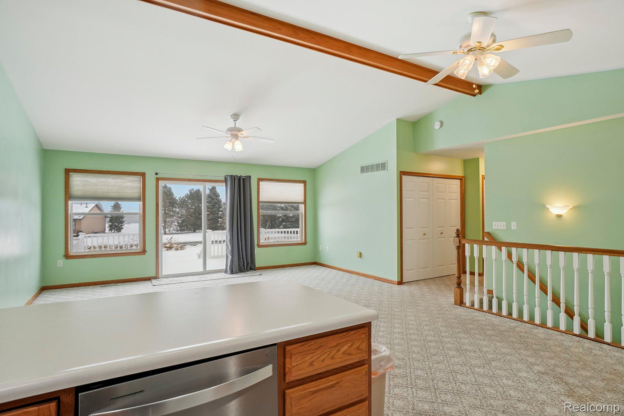 185 HARBOR VIEW Drive