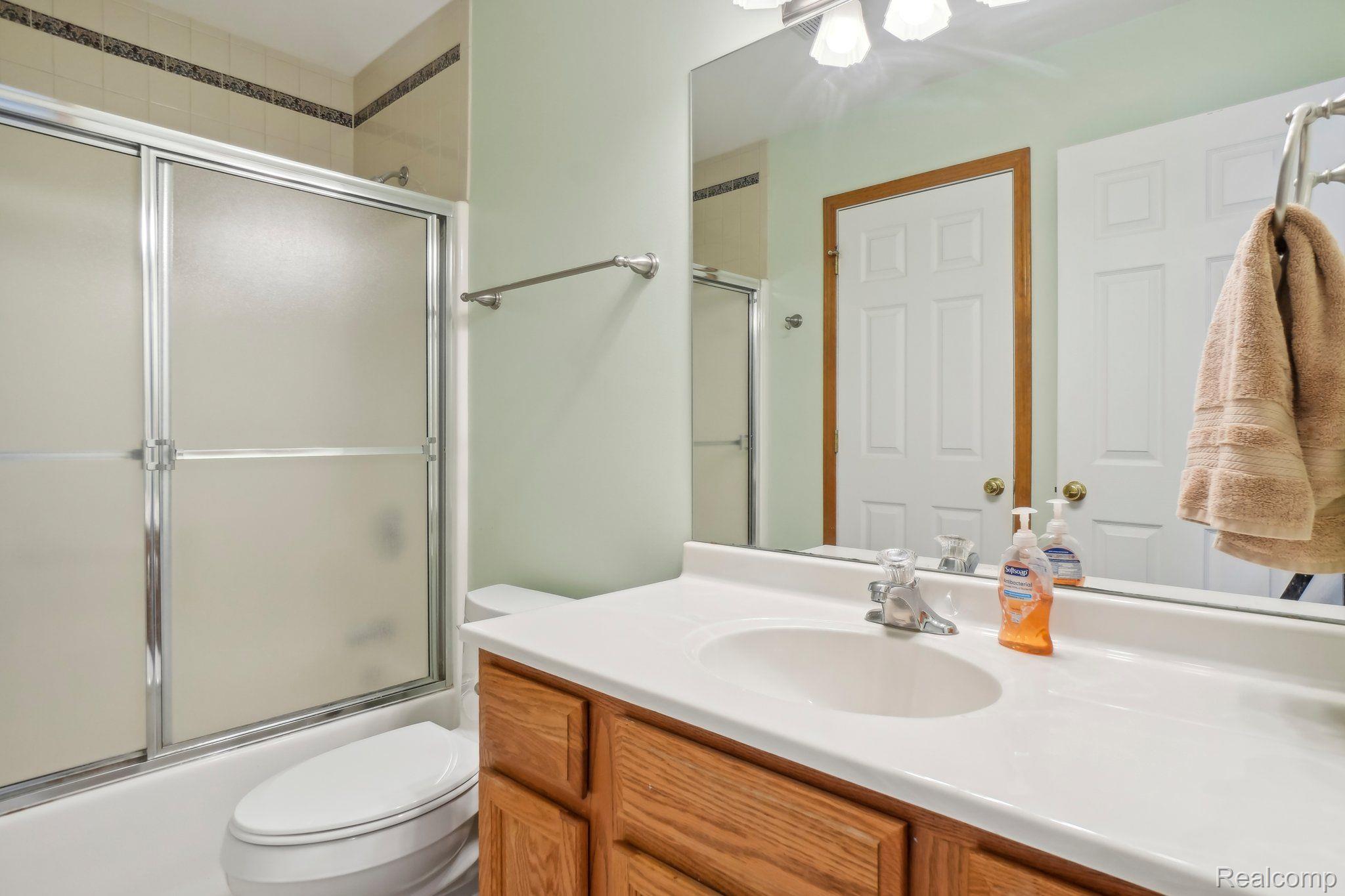 185 HARBOR VIEW Drive
