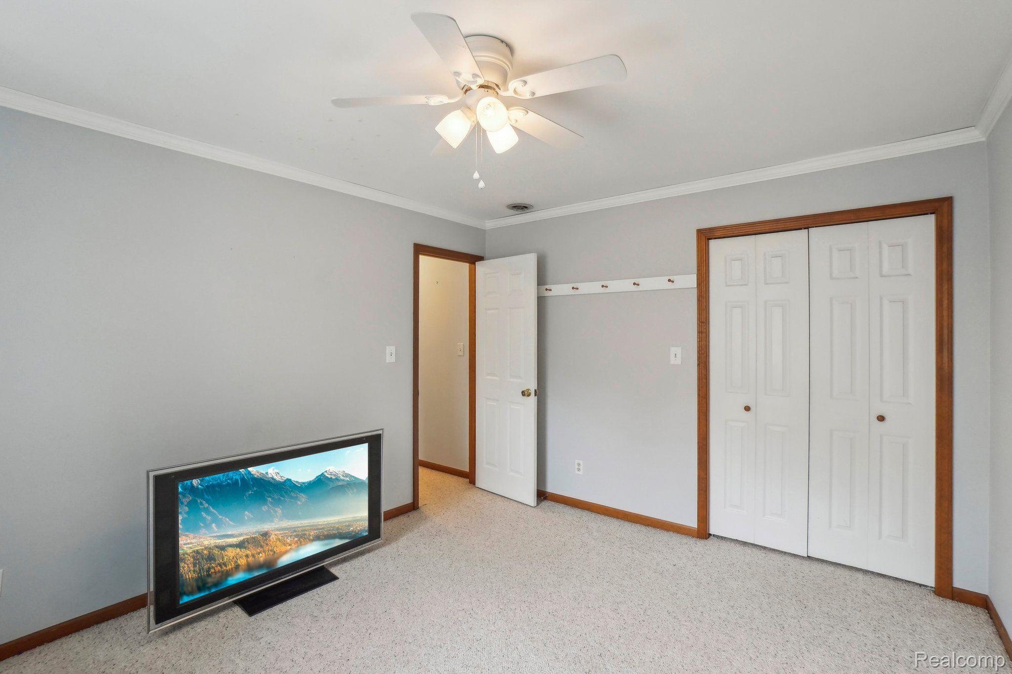 4121 Parker Road