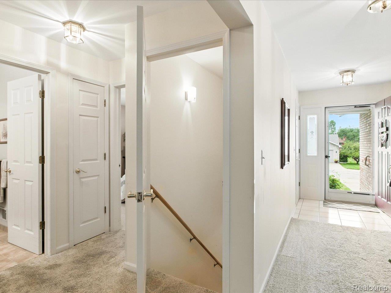 3917 Oak Hills Circle