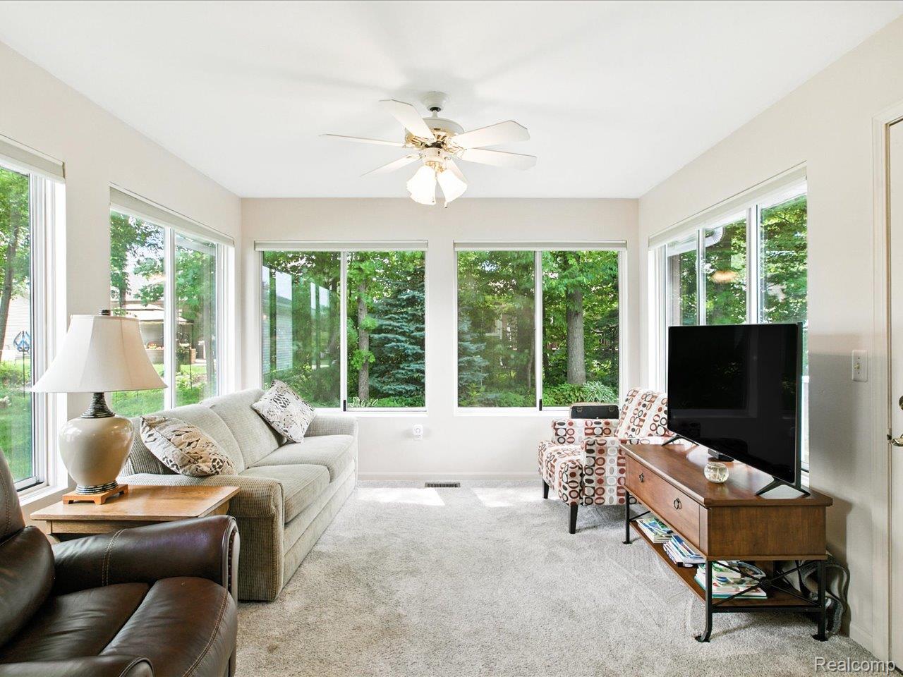 3917 Oak Hills Circle