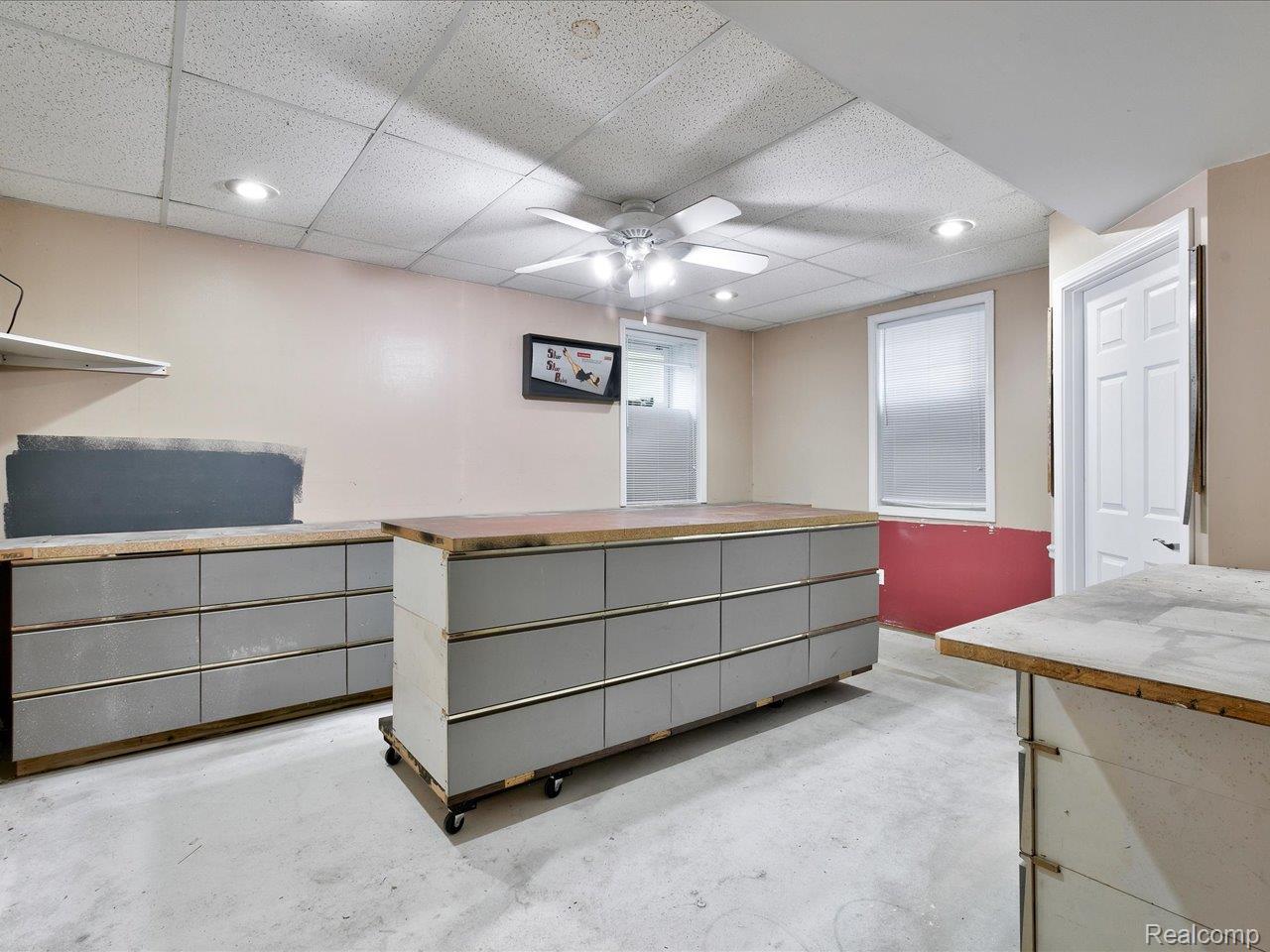 3421 Vincent Road