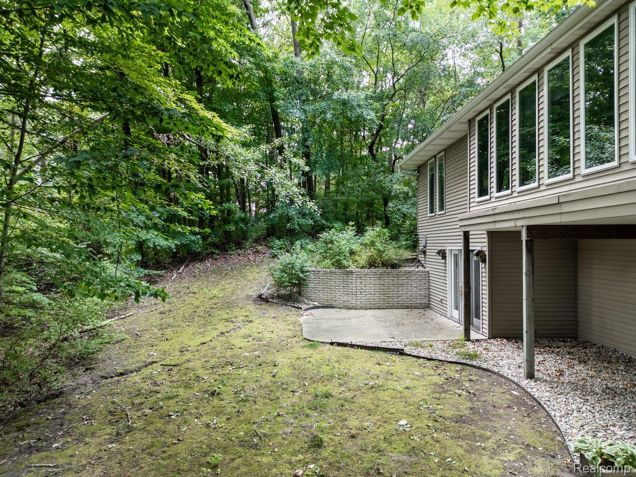 3888 Butternut Court
