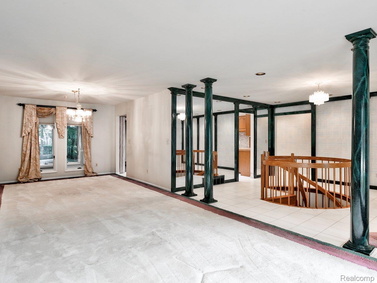 3888 Butternut Court