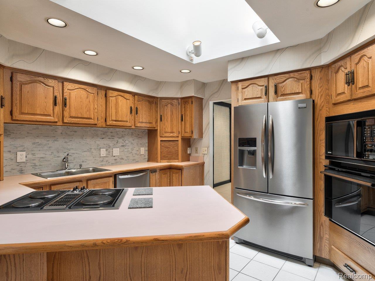 3888 Butternut Court