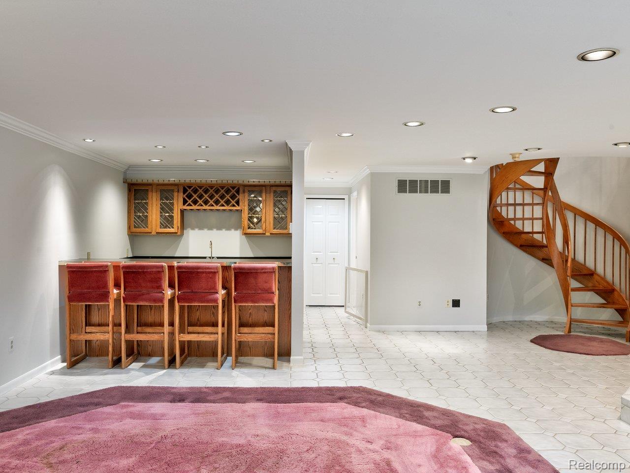 3888 Butternut Court