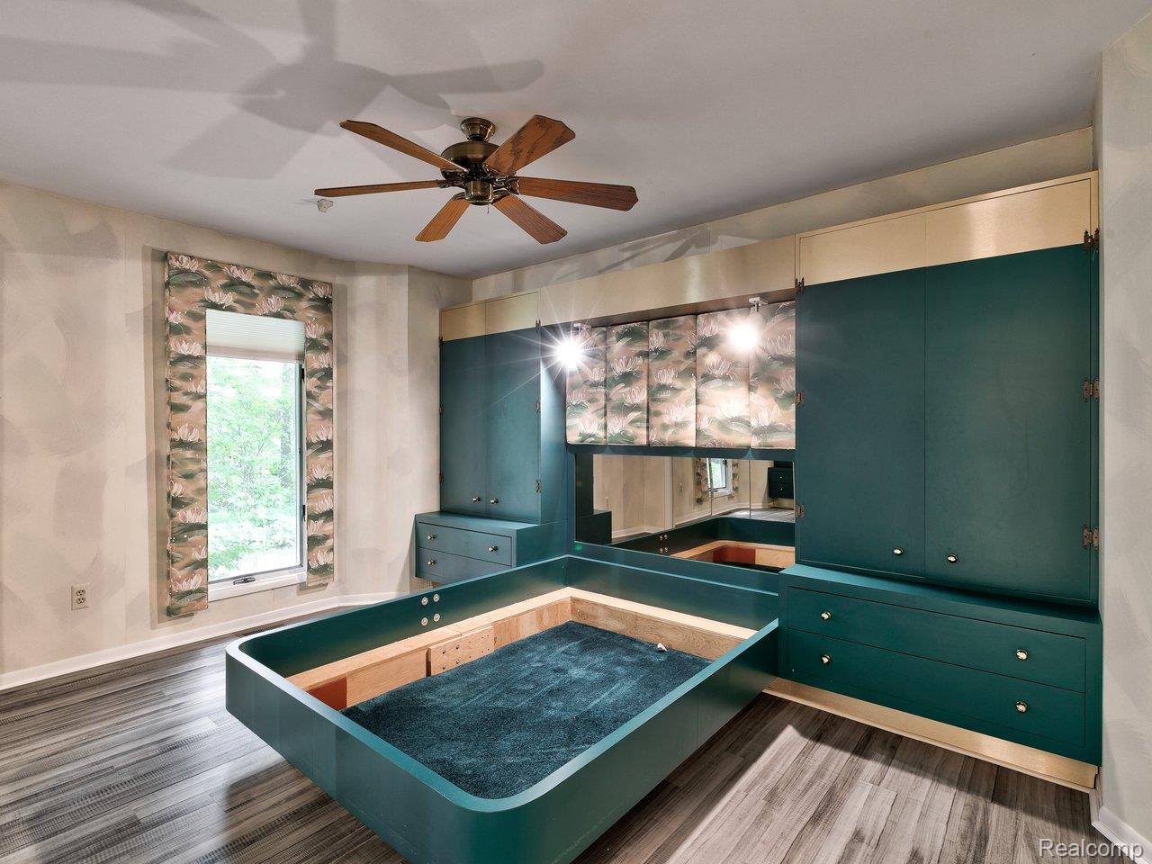 3888 Butternut Court