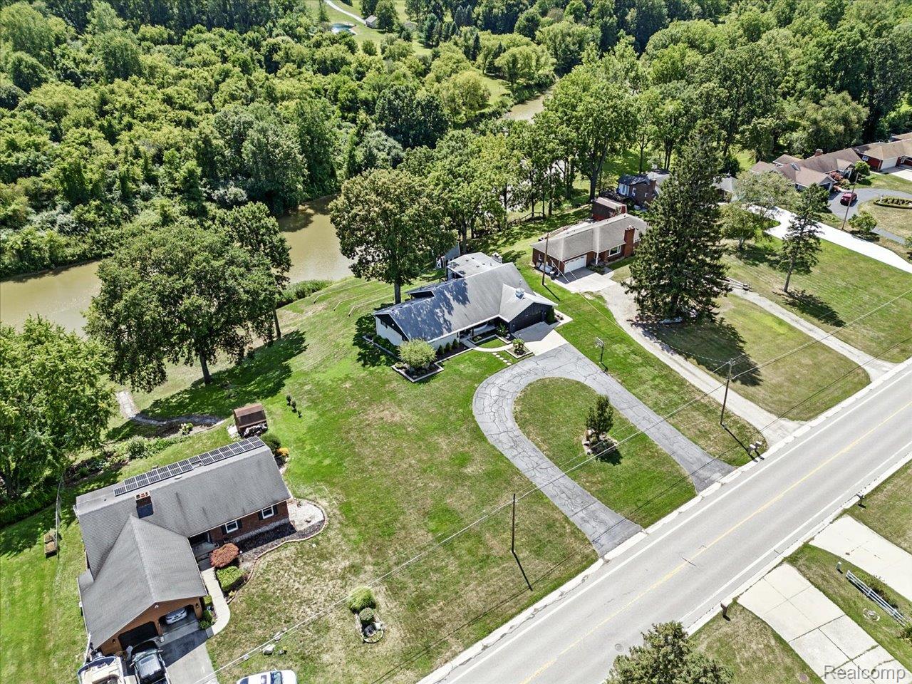 4405 North River Road