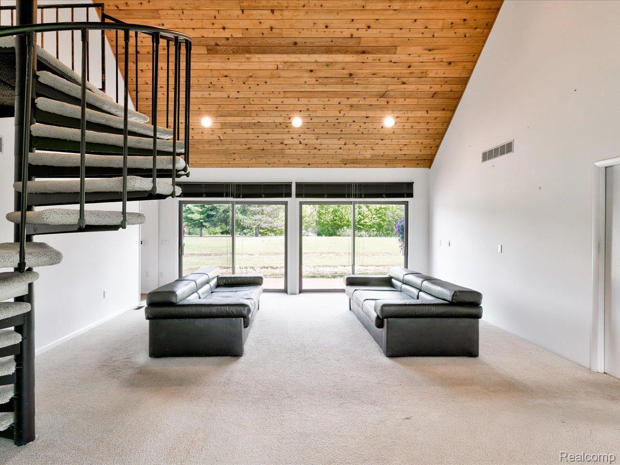 3845 Campbell Road