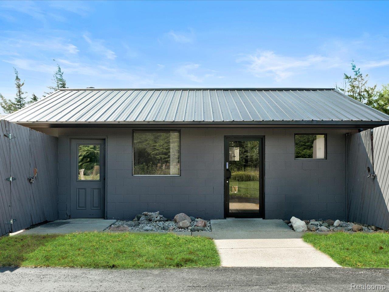 3845 Campbell Road