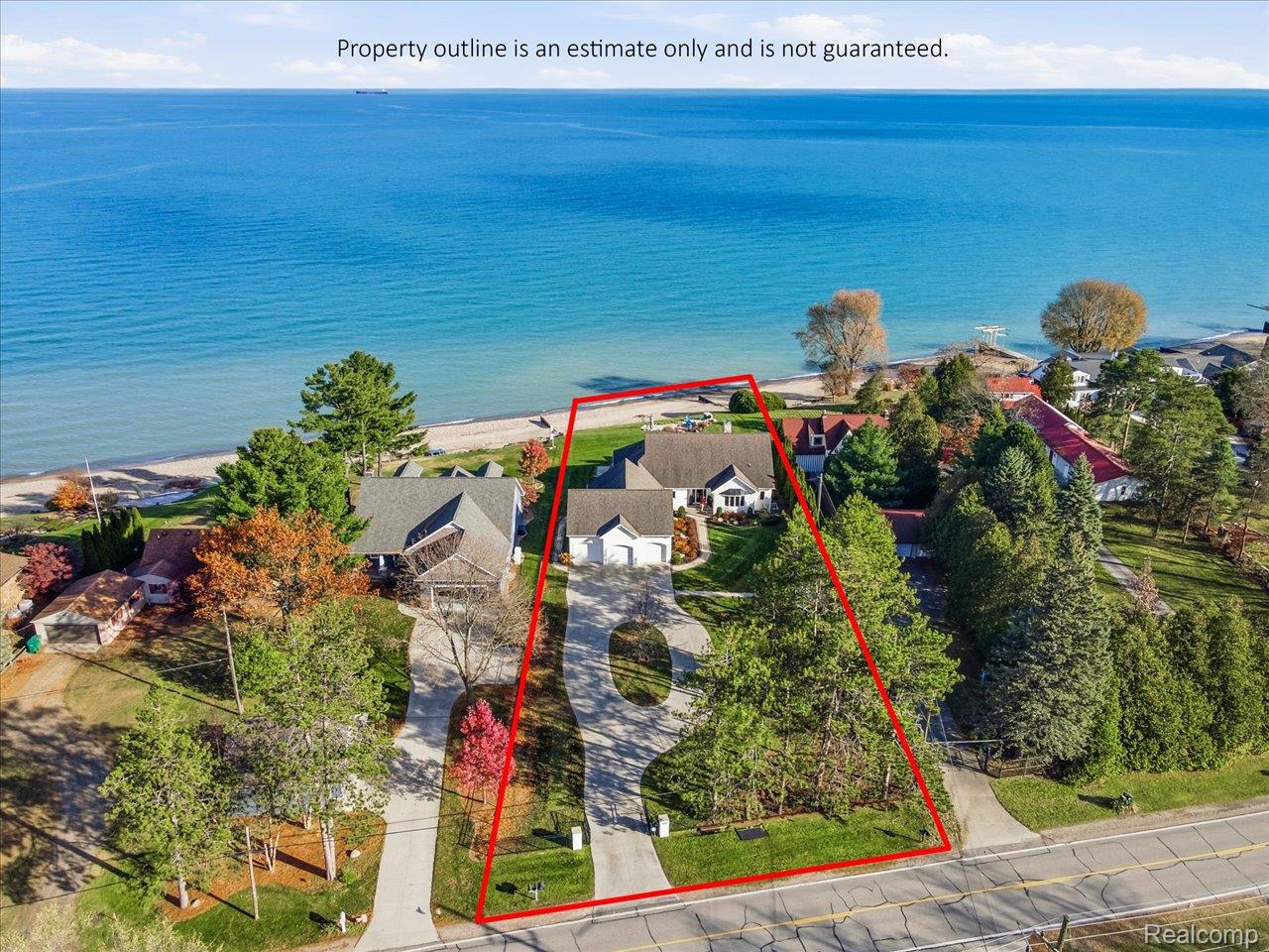 8442 Lakeshore Road
