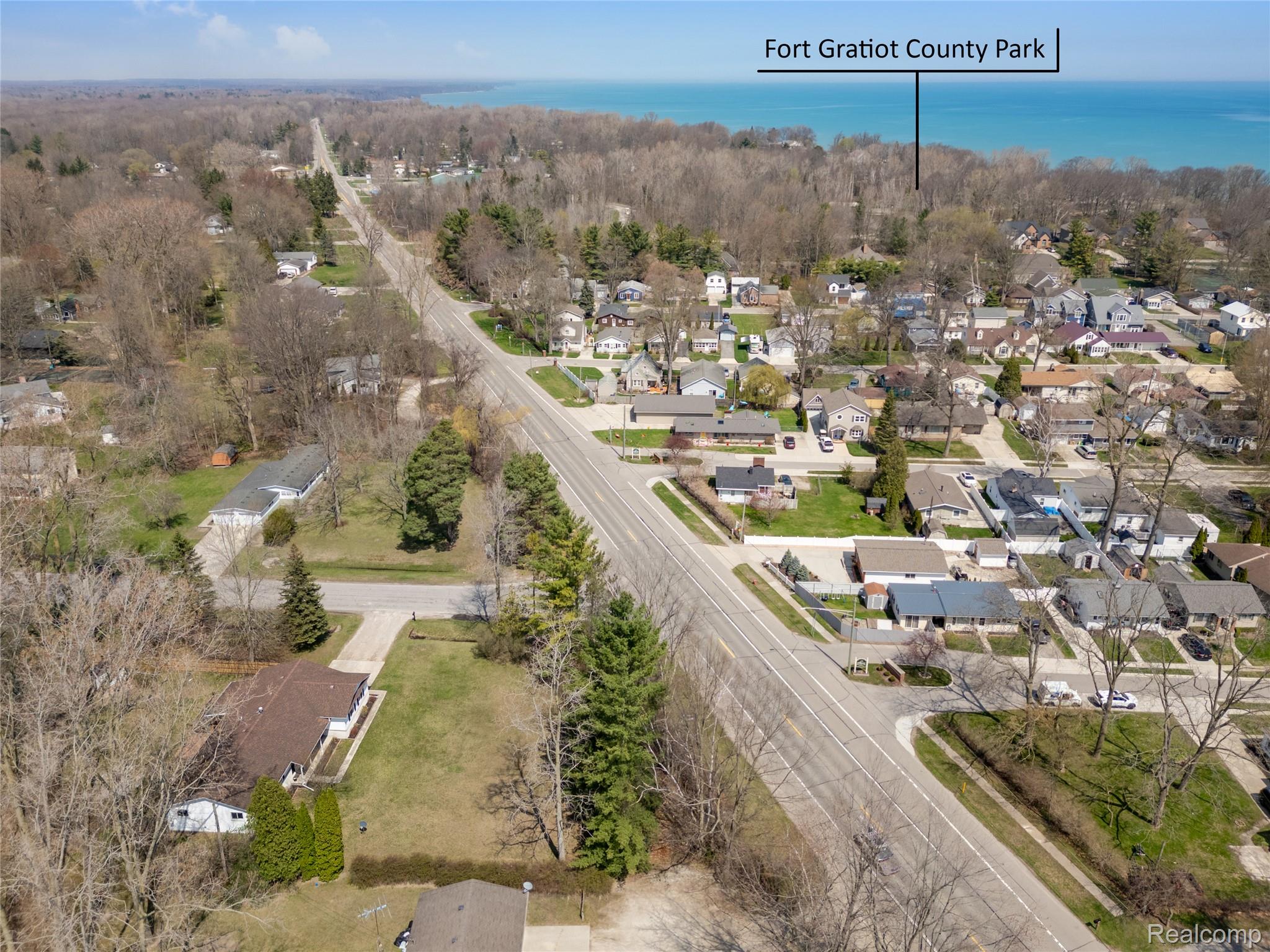 5837 Lakeshore Road