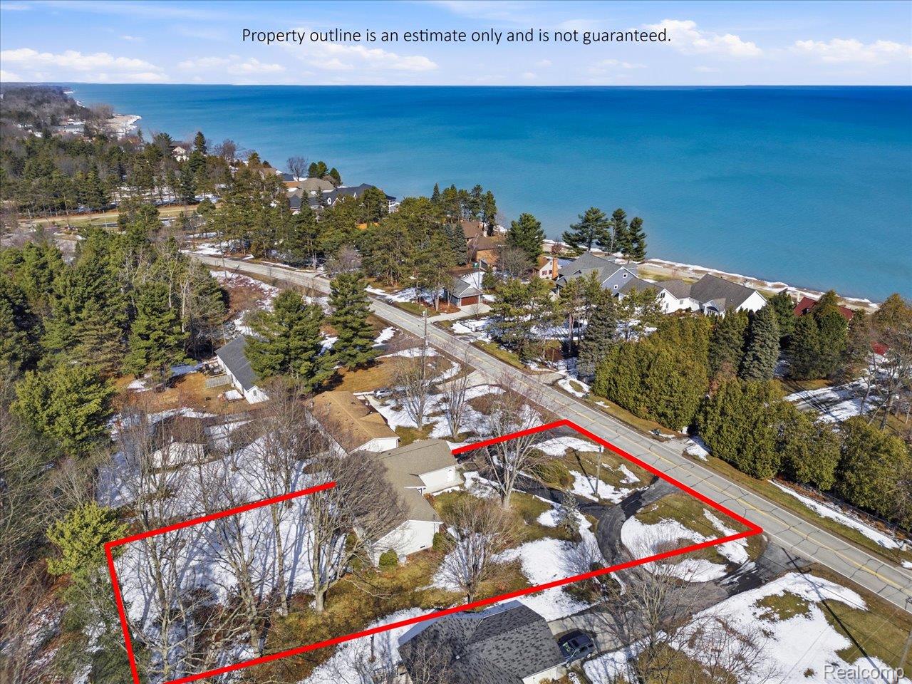 8431 Lakeshore Road