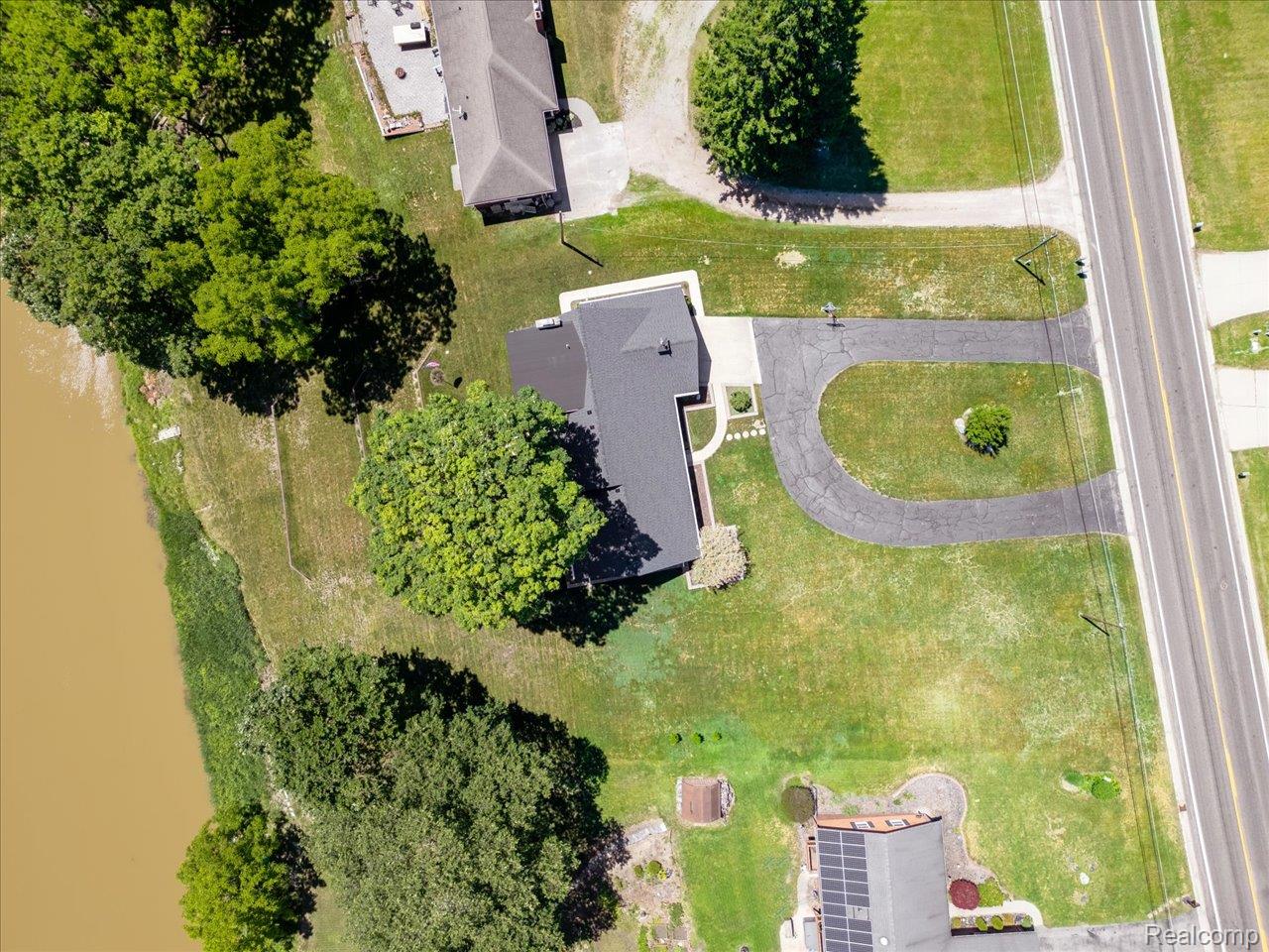 4405 North River Road