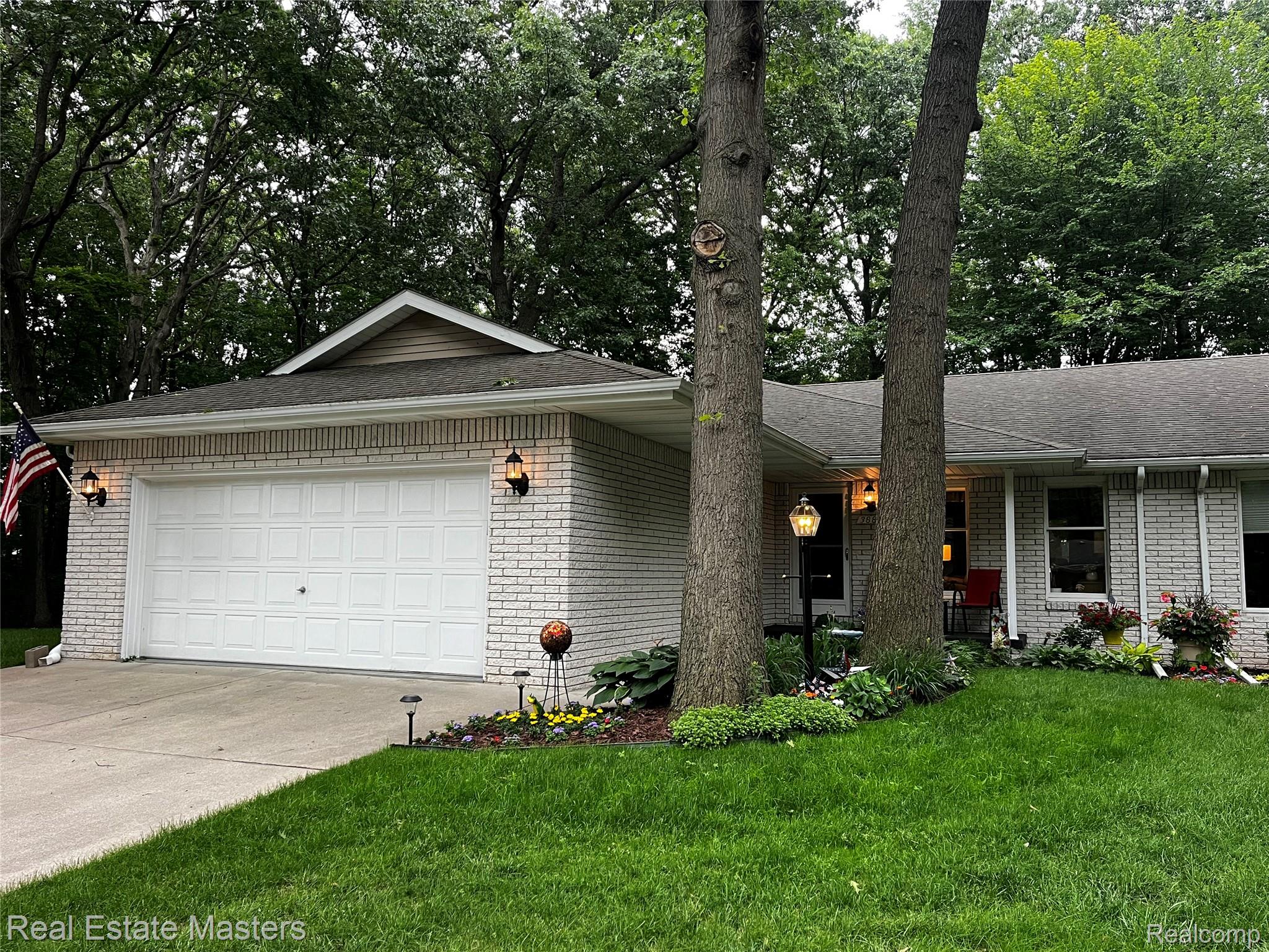 3880 BUTTERNUT Court Unit: 2