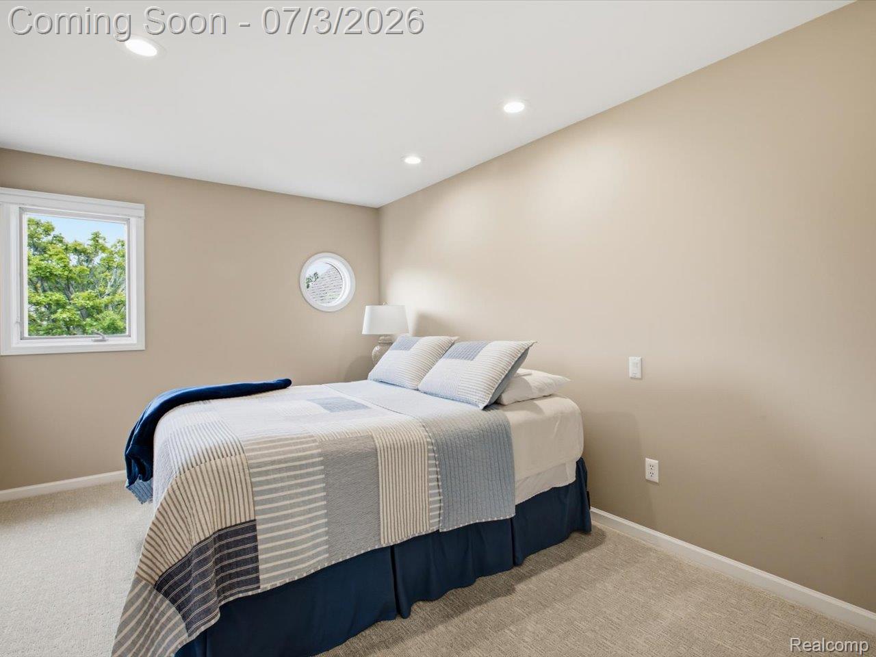1564 Edison Shores Place Unit: 28