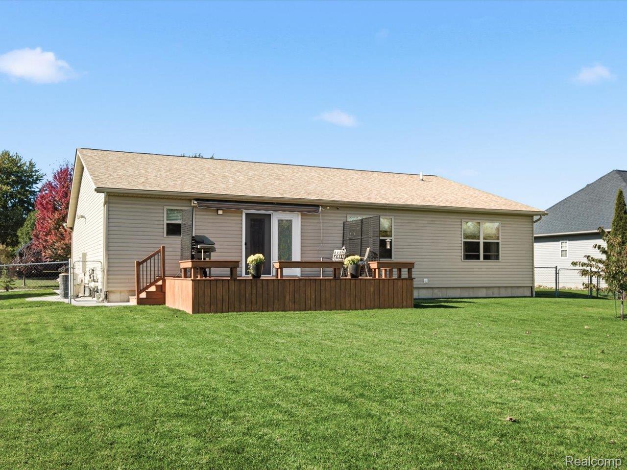 55 Rella Rae AVE