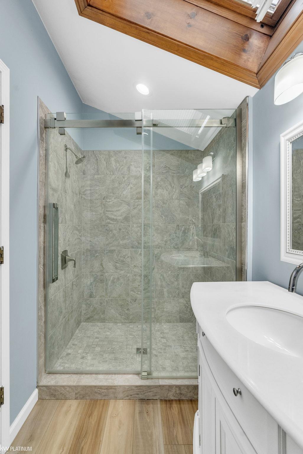 3419 Riverside Drive