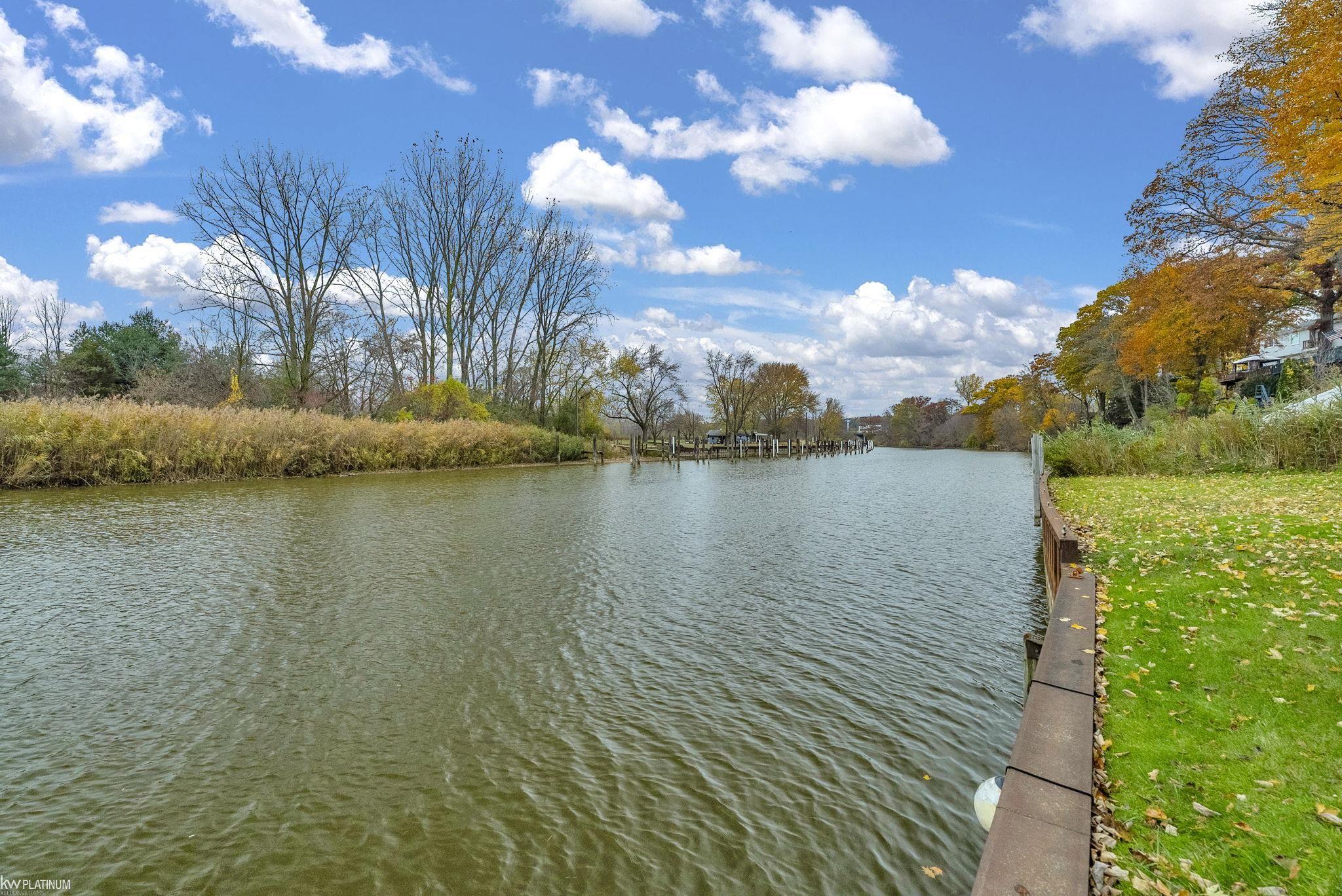 3419 Riverside Drive