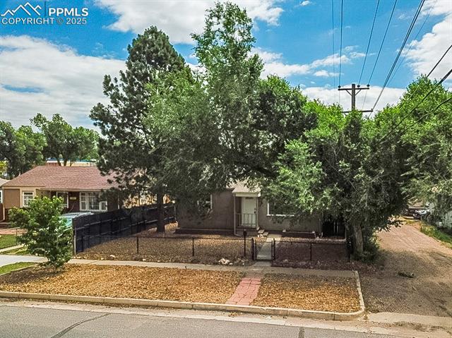 719 S Institute Street