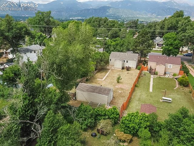 719 S Institute Street