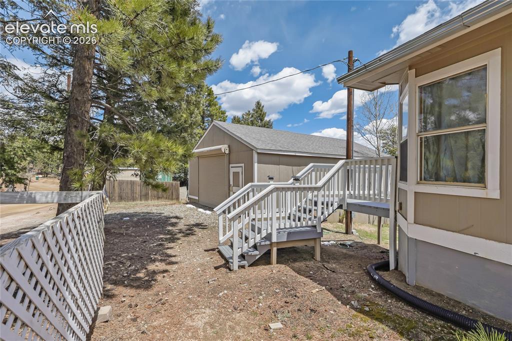 784 Blossom Road