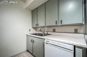 2195 Alicia Point 102