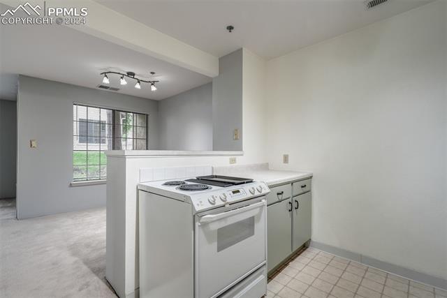 2195 Alicia Point 102