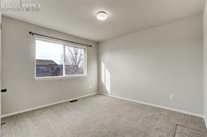 5518 Sunshade Point
