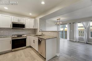 5518 Sunshade Point