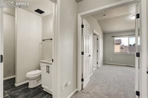 5518 Sunshade Point