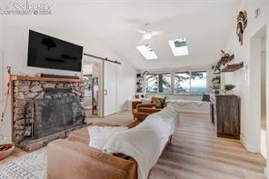 3965 Laura Road