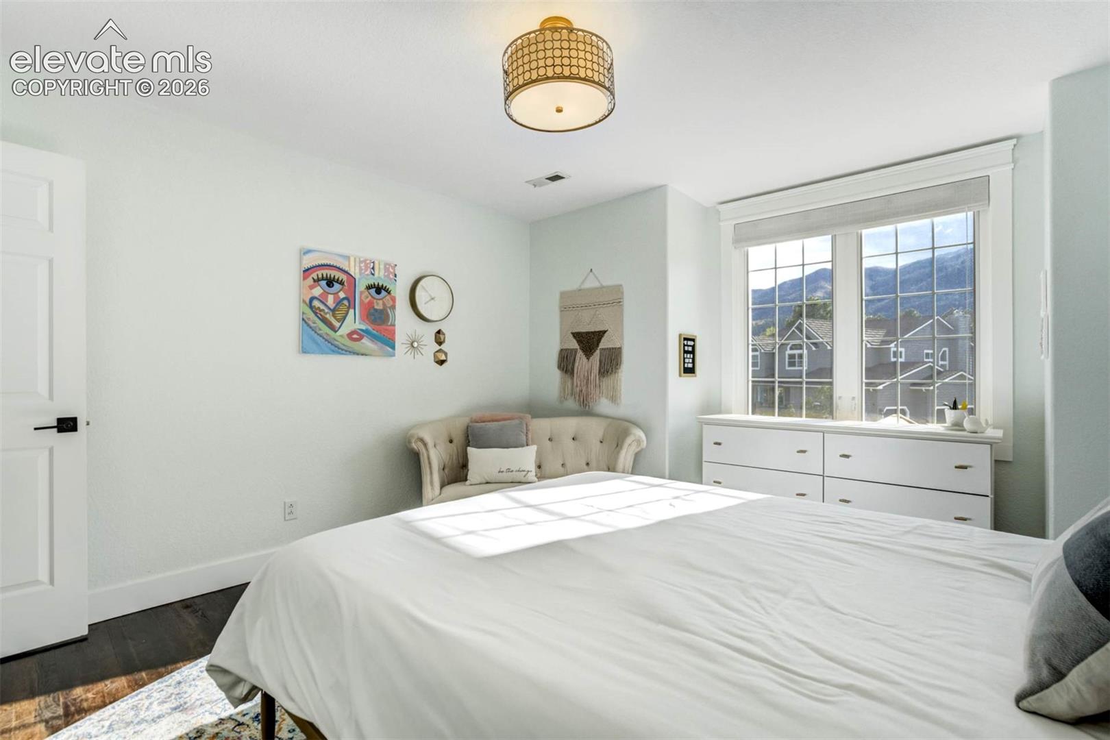 8415 Lauralwood Lane