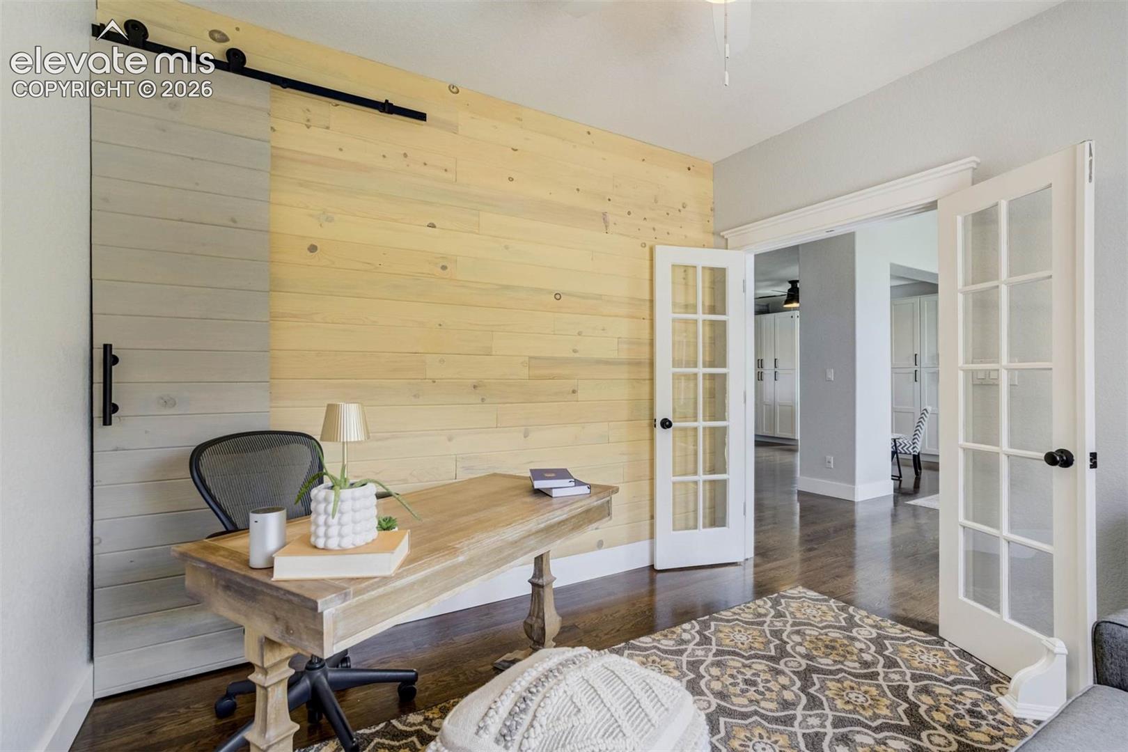 8415 Lauralwood Lane