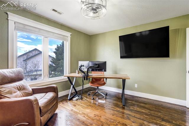 8415 Lauralwood Lane