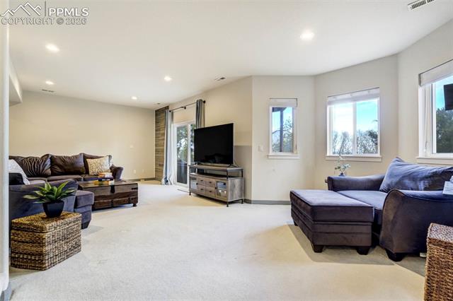8415 Lauralwood Lane